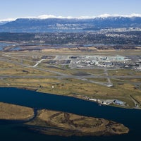 Das Foto wurde bei Flughafen Vancouver (YVR) von Vancouver International Airport (YVR) am 12/9/2013 aufgenommen