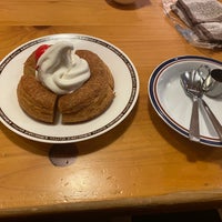 Photo taken at Komeda&amp;#39;s Coffee by 綺羅 ひ. on 10/9/2022