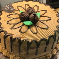 Review Holland Bakery