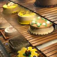 Review Holland Bakery