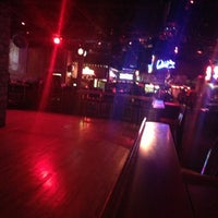 รูปภาพถ่ายที่ Dallas Night Club โดย Jon C. เมื่อ 12/21/2012