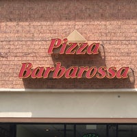 Photo taken at Pizza Barbarossa by Paul T. on 5/22/2020