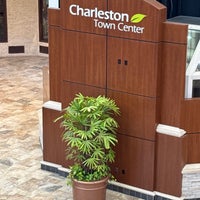 Снимок сделан в Charleston Town Center пользователем Paul T. 5/14/2024