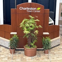 1/8/2024에 Paul T.님이 Charleston Town Center에서 찍은 사진