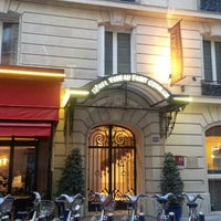 Foto tirada no(a) Hotel Vaneau Saint-Germain por Jae Yong K. em 4/20/2013