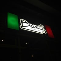 Foto diambil di Bruni (Pizza, Panini &amp;amp; Drinks) oleh Yurgo T. pada 2/24/2013