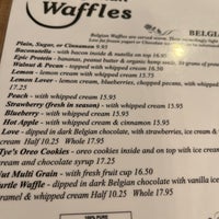 2/13/2022 tarihinde Christy A.ziyaretçi tarafından More Than Waffles'de çekilen fotoğraf