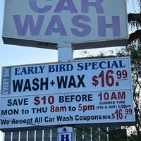 Photo taken at Sherman Oaks Car Wash by Christy A. on 4/24/2022