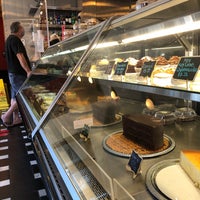 Photo taken at Jerry&amp;#39;s Famous Deli by Christy A. on 7/4/2020