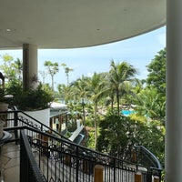 Photo taken at Shangri-La&amp;#39;s Rasa Sentosa Resort &amp;amp; Spa by GaGa on 8/21/2023