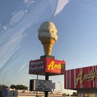 Photo taken at Andy&amp;#39;s Frozen Custard by Jeff B. on 10/17/2023