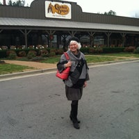 Photo taken at Cracker Barrel Old Country Store by Lenita S. on 11/26/2012