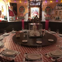Photo taken at Buca di Beppo by 🐍Ssstephanie on 3/28/2017