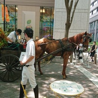 エルメス 丸の内 丸の内 4 Tips From 181 Visitors