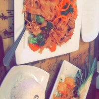 Das Foto wurde bei Spice Thai Restaurant von Hamad A. am 4/6/2017 aufgenommen