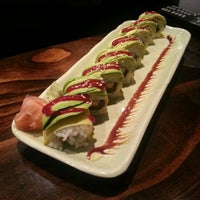 Photo taken at Umi Japanese Restaurant by Salomon R. on 10/31/2012