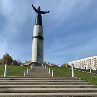 Photo taken at Монумент Матери-Покровительницы by Nastya B. on 10/1/2020