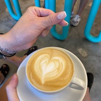 Foto tirada no(a) Nylon Coffee Roasters por Sabrina A. em 9/1/2023
