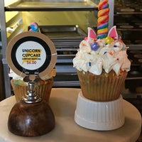 Photo taken at The Yellow Leaf Cupcake Co by Henry T. on 6/19/2017