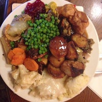 Photo taken at Toby Carvery by Linda H. on 4/1/2014
