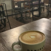 Photo taken at Daniel’s Coffee by Faruk Y. on 4/8/2022
