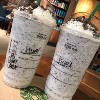 Photo taken at Starbucks by Oss Isael B. on 8/23/2021