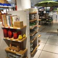 Photo taken at Crate &amp;amp; Barrel by Marc P. on 6/8/2016