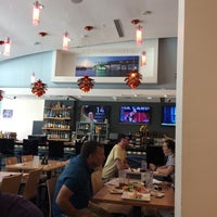 5/16/2017 tarihinde Luke F.ziyaretçi tarafından Spicy 9 Sushi Bar &amp;amp; Asian Restaurant'de çekilen fotoğraf