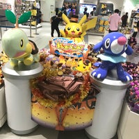 Photo taken at Pokémon Center Yokohama by Valentino B. on 9/10/2018
