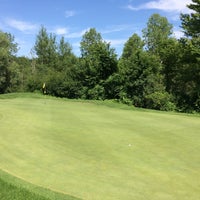Das Foto wurde bei Moose Ridge Golf Course von Kyle am 7/5/2017 aufgenommen
