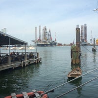 Foto diambil di Fisherman&amp;#39;s Wharf oleh Melissa H. pada 10/9/2015