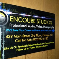 รูปภาพถ่ายที่ Encoure Studios - Recording, Photography, Video, Parties โดย Dee Jay K. เมื่อ 4/27/2013