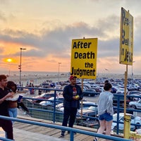 รูปภาพถ่ายที่ Seaside On The Pier โดย Kalil D. เมื่อ 9/26/2021
