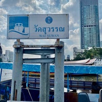 Photo taken at Wat Suwan Cross River Ferry Pier by Kalil D. on 1/12/2023