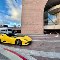Photo taken at Segerstrom Center for the Arts by Kalil D. on 4/25/2024