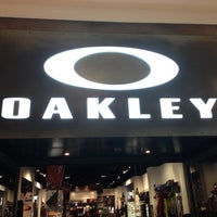 oakley store 12 oaks mall