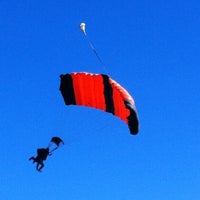 Das Foto wurde bei NorCal Skydiving von Ghsn0 am 10/28/2012 aufgenommen