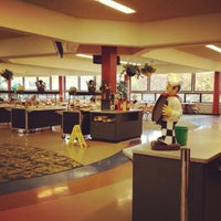 Bursley Dining Hall College Cafeteria In Ann Arbor