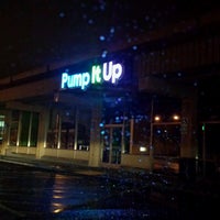 รูปภาพถ่ายที่ Pump It Up โดย Chris A. เมื่อ 1/2/2017