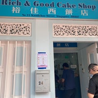 Photo taken at Rich And Good Cake Shop by Calvin C. on 7/3/2021