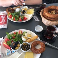 Photo taken at Simitçii Cafe by Pınar💠 on 7/14/2021