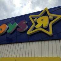 Photo taken at Toys&amp;quot;R&amp;quot;Us by John K. on 8/20/2013