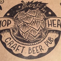 Foto tirada no(a) HopHead Craft Beer Pub por Анастасия em 12/23/2014