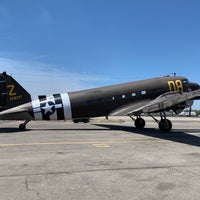 Foto diambil di American Airpower Museum oleh Judy pada 5/26/2019