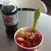 Photo taken at Menchie&amp;#39;s by Shenise P. on 3/9/2013