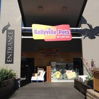 รูปภาพถ่ายที่ Kellyville Pets โดย Sasha C. เมื่อ 10/2/2012