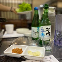 Foto tirada no(a) Hanwoori Korean Restaurant (한우리) por Kirn W. em 7/31/2022