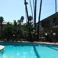 Das Foto wurde bei Vagabond Inn San Diego Hotel Circle von Ivan S. am 7/2/2014 aufgenommen