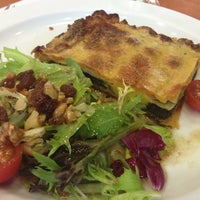 12/3/2012 tarihinde Tirso M.ziyaretçi tarafından Restaurante El Tros'de çekilen fotoğraf