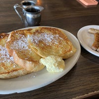 Photo taken at Bunny&amp;#39;s  Hasty Tasty Pancake House by Diane F. on 9/19/2021